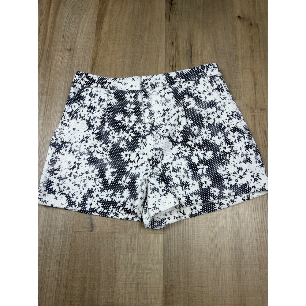 Sam Edelman Womens Navy White Floral Polka Dot Jacquard Shorts Size 2 SE5140DJC